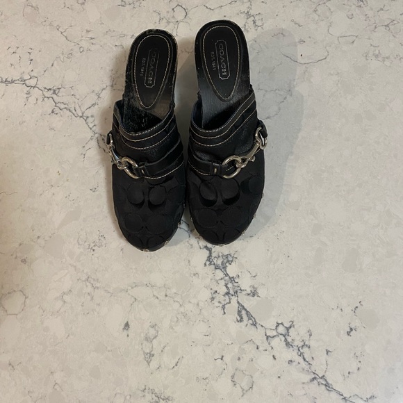 Women’s Coach Clog size 7 - Picture 3 of 3